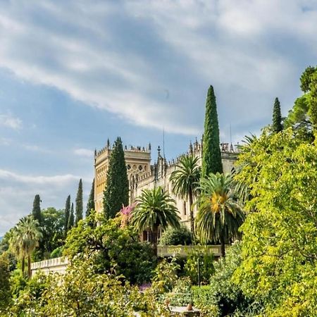 Perseo Apartment - 200M Dal Lago Di Garda Sirmione Bagian luar foto